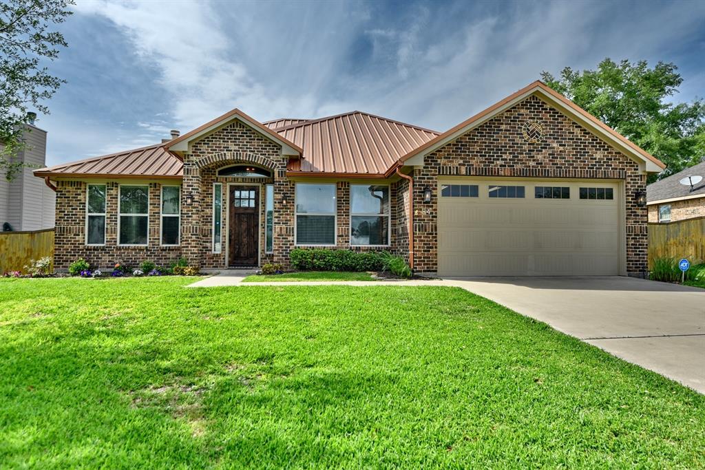 84 Briarwood Lane, Bellville, Texas image 1