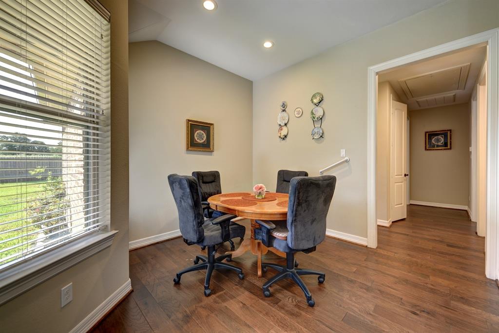 84 Briarwood Lane, Bellville, Texas image 17