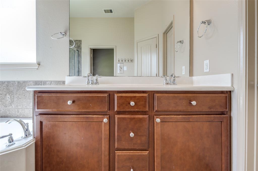 20206 Rusty Rock Lane, Cypress, Texas image 16