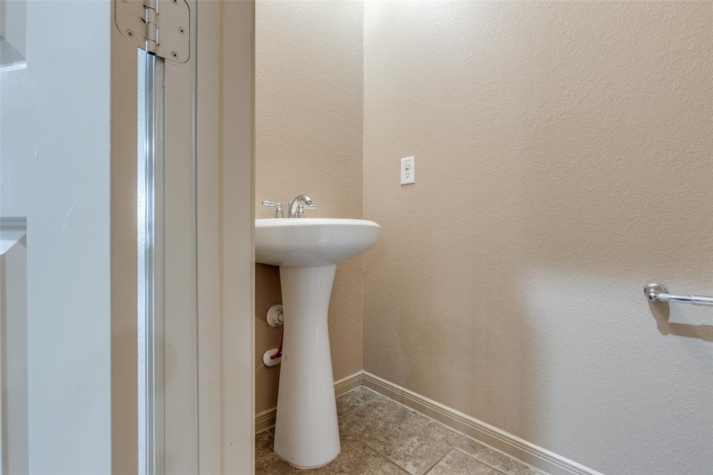 20206 Rusty Rock Lane, Cypress, Texas image 13