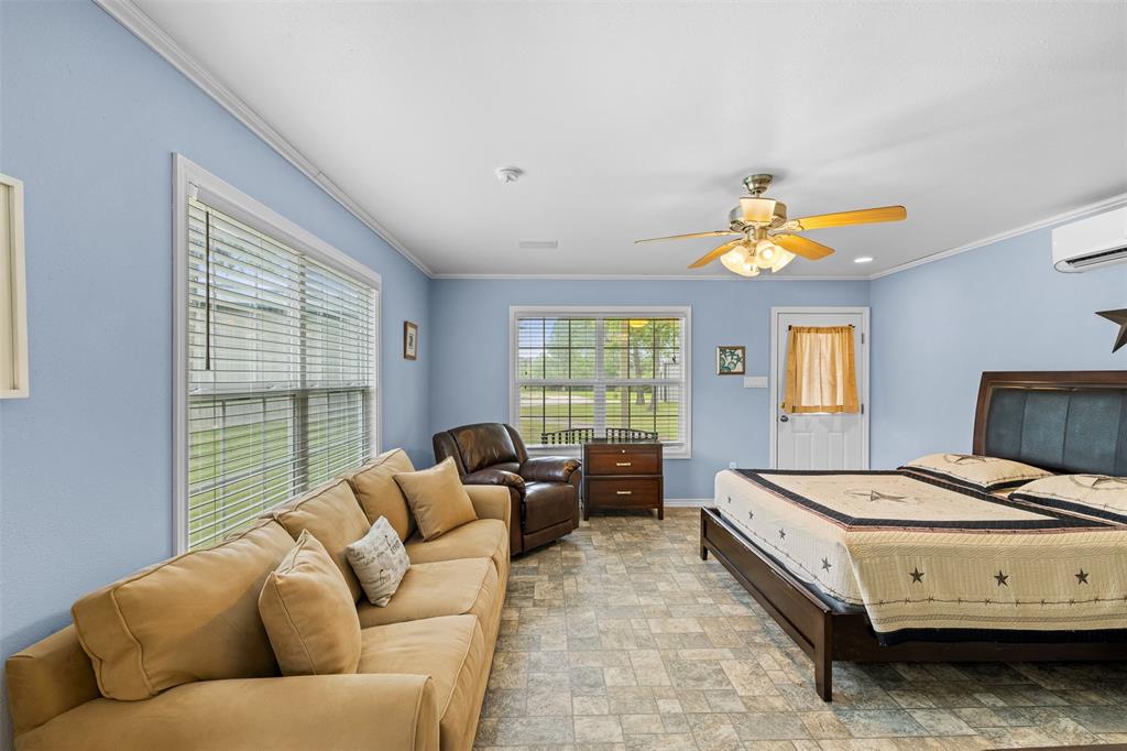 1072 Papenberg Lane, Columbus, Texas image 23