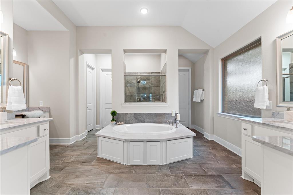 1614 Primrose Lane, Katy, Texas image 24