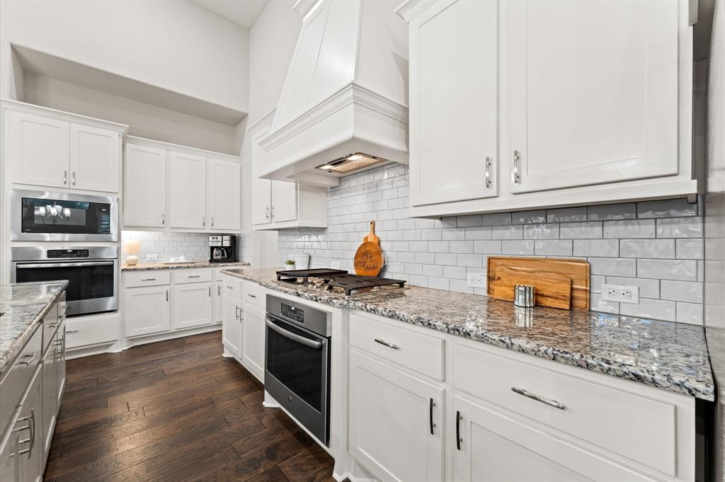 1614 Primrose Lane, Katy, Texas image 12