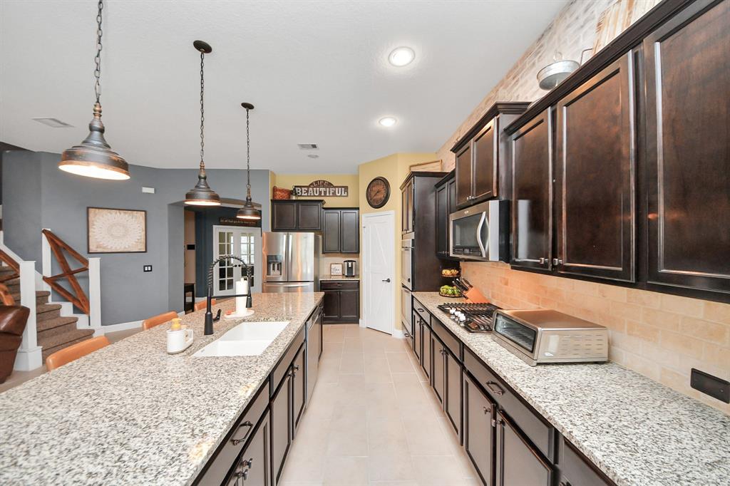 5131 Kingship Court, Katy, Texas image 18