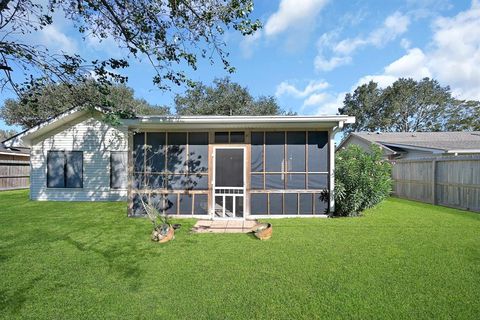 A home in Pearland