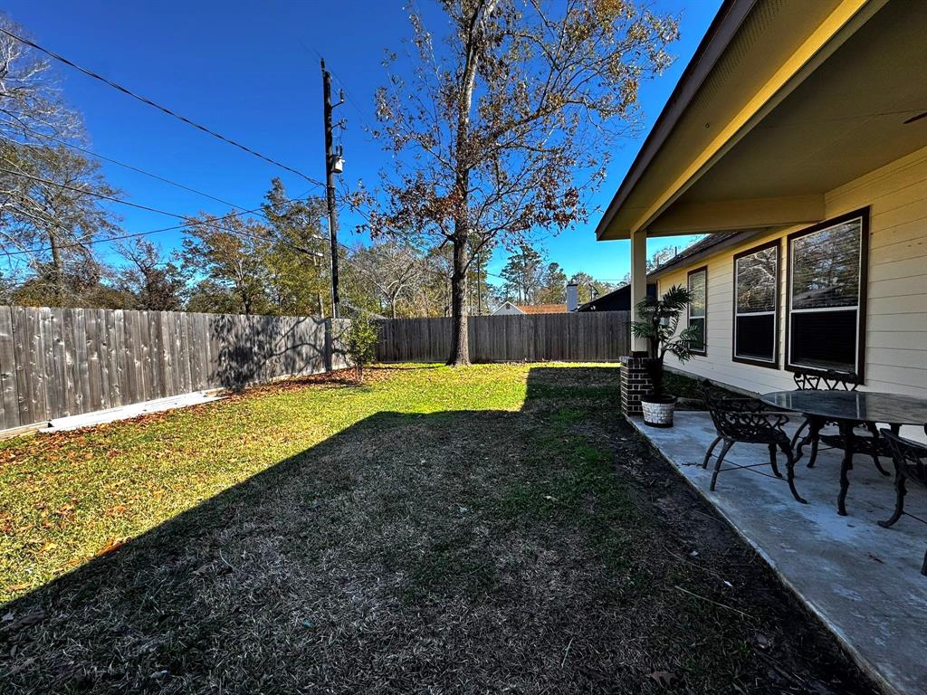 3210 Shore Side Drive, Crosby, Texas image 9