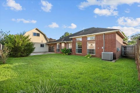 A home in League City