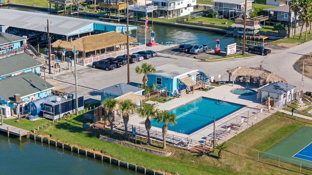 22210 Deaf P Smith Drive, Galveston, Texas image 5