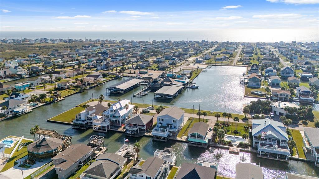 22210 Deaf P Smith Drive, Galveston, Texas image 8