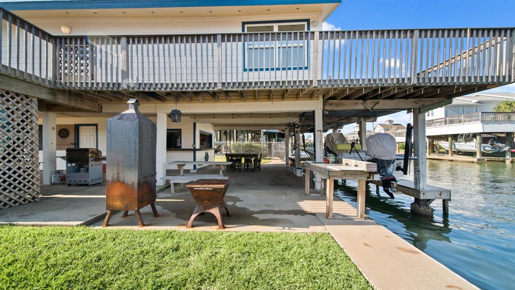 22210 Deaf P Smith Drive, Galveston, Texas image 39