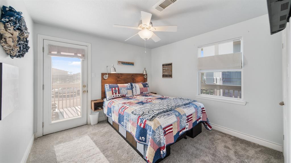 22210 Deaf P Smith Drive, Galveston, Texas image 24