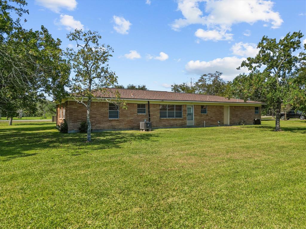 905 28th Street, Dickinson, Texas image 7