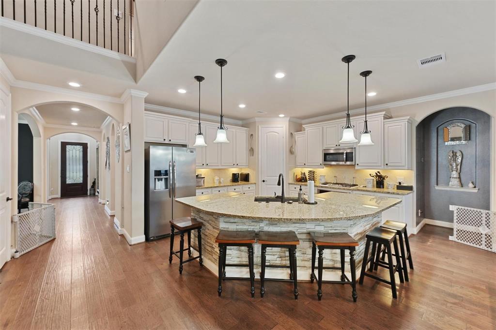 18110 Berry Garden Lane, Spring, Texas image 5