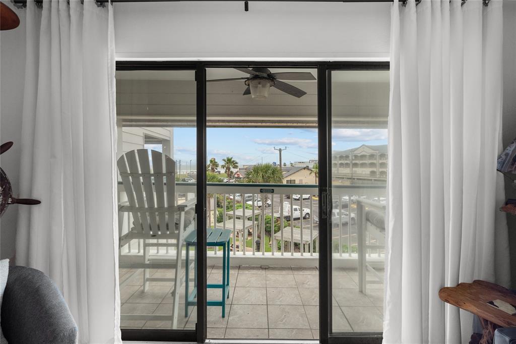 6102 Seawall Boulevard #290, Galveston, Texas image 15