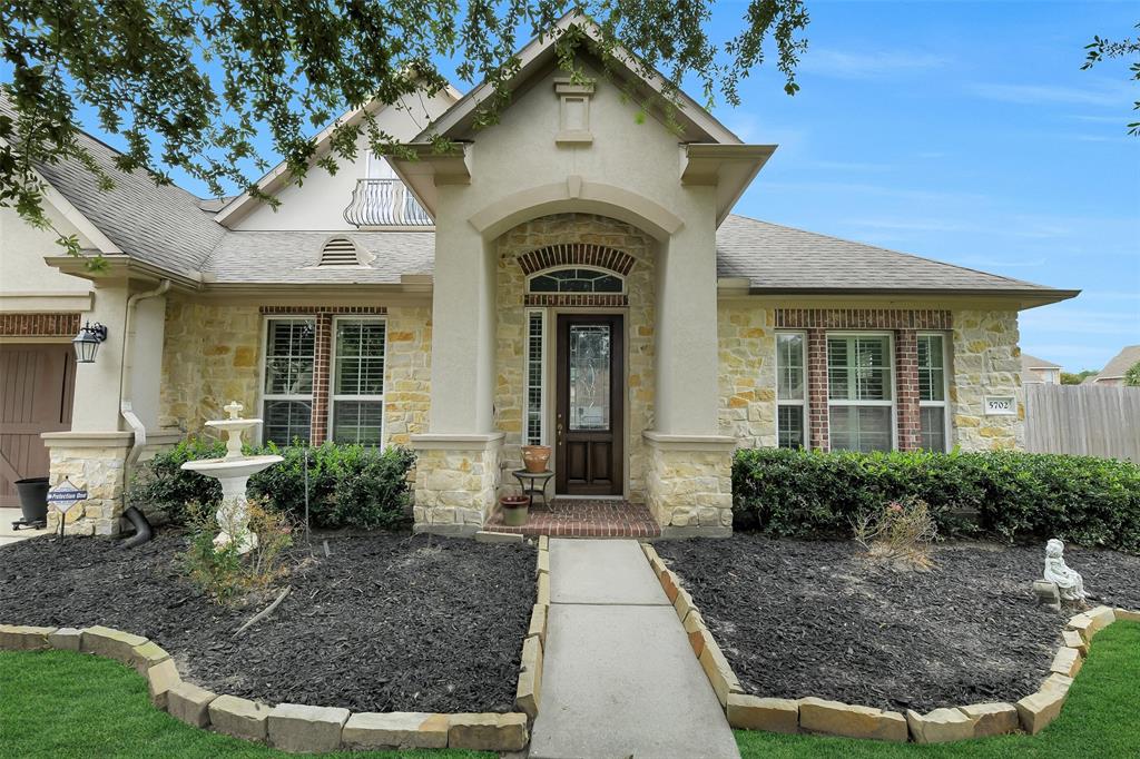 5702 Silverthorn Glen Drive