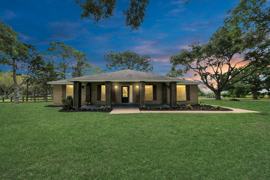18011 Jungman Road, Damon, Texas image 43