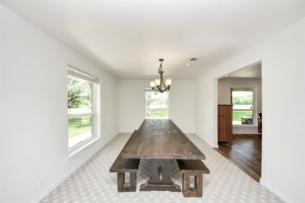 18011 Jungman Road, Damon, Texas image 15