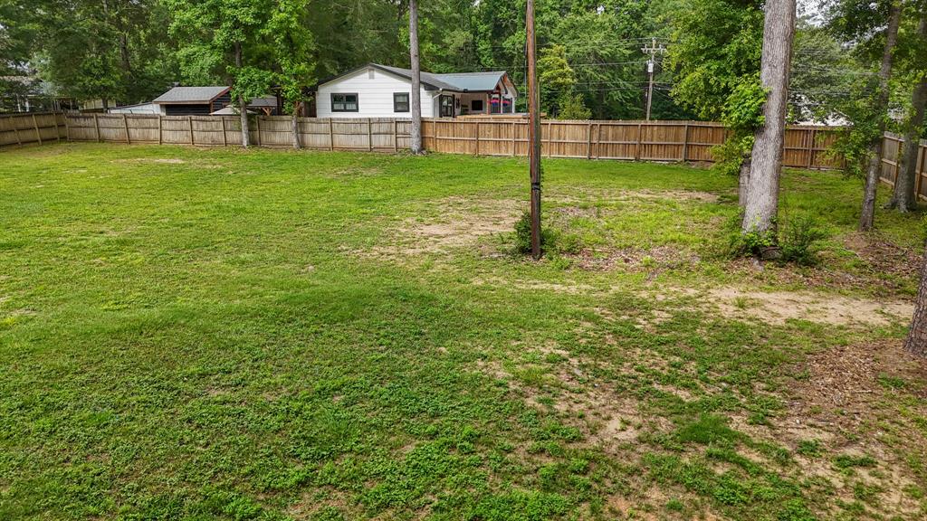 1212 Freedonia Street, Conroe, Texas image 6