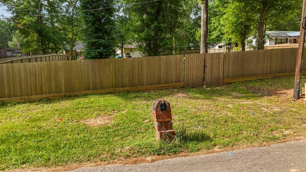 1212 Freedonia Street, Conroe, Texas image 7