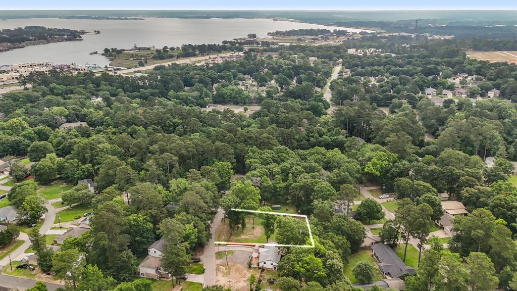 1212 Freedonia Street, Conroe, Texas image 10
