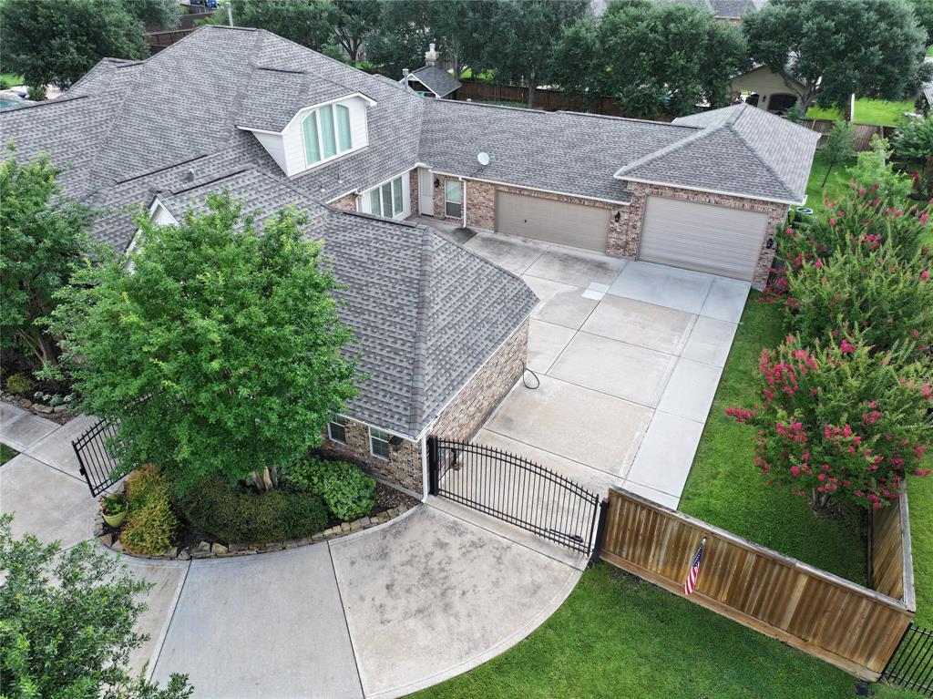 17806 Lakeside Haven Drive