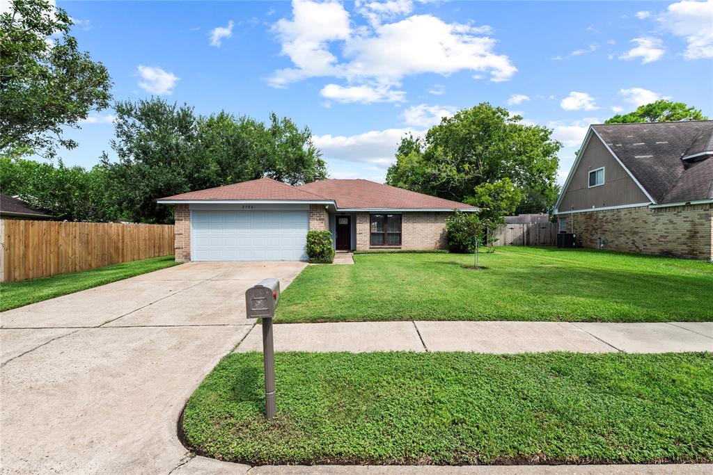2706 Indian Trail Drive