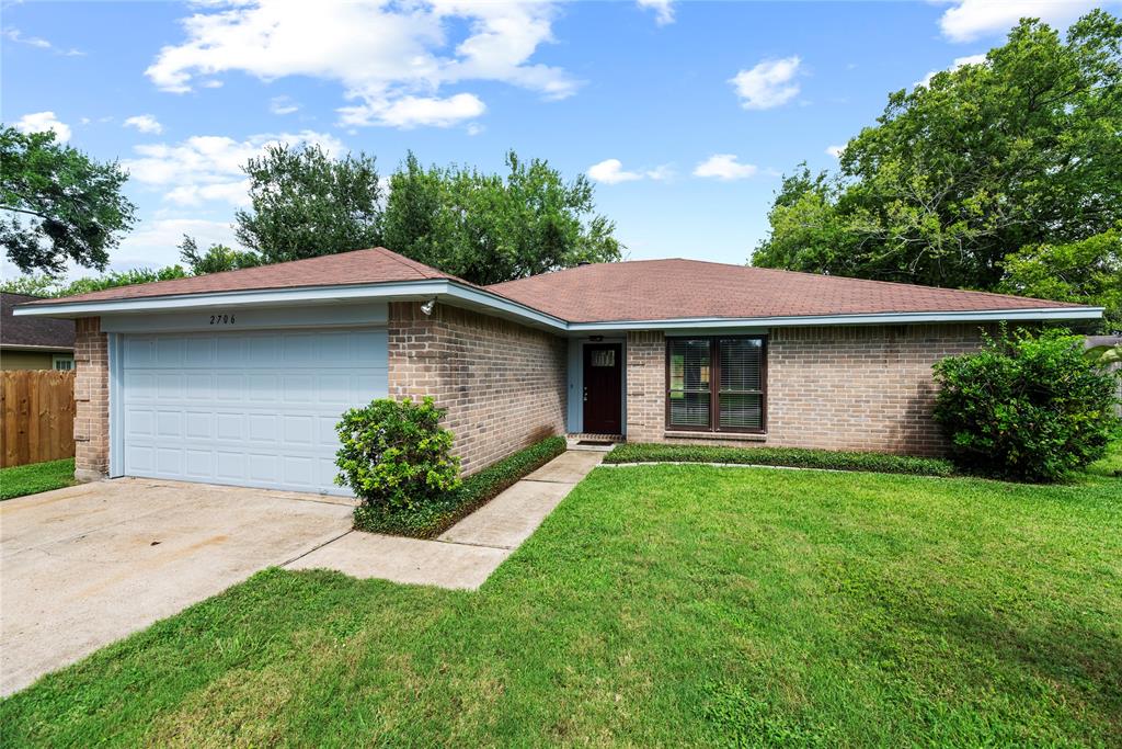 2706 Indian Trail Drive