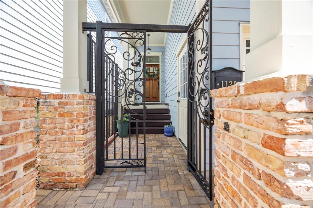 1136 Nadine Street