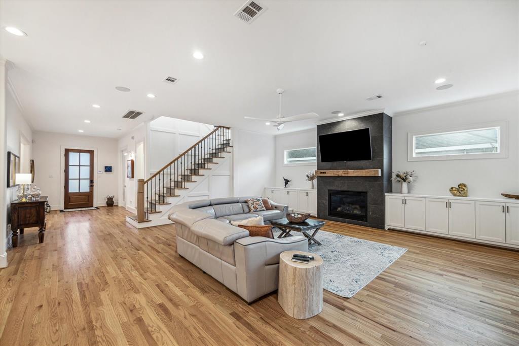 319 E 26th Street, Houston, Texas image 8