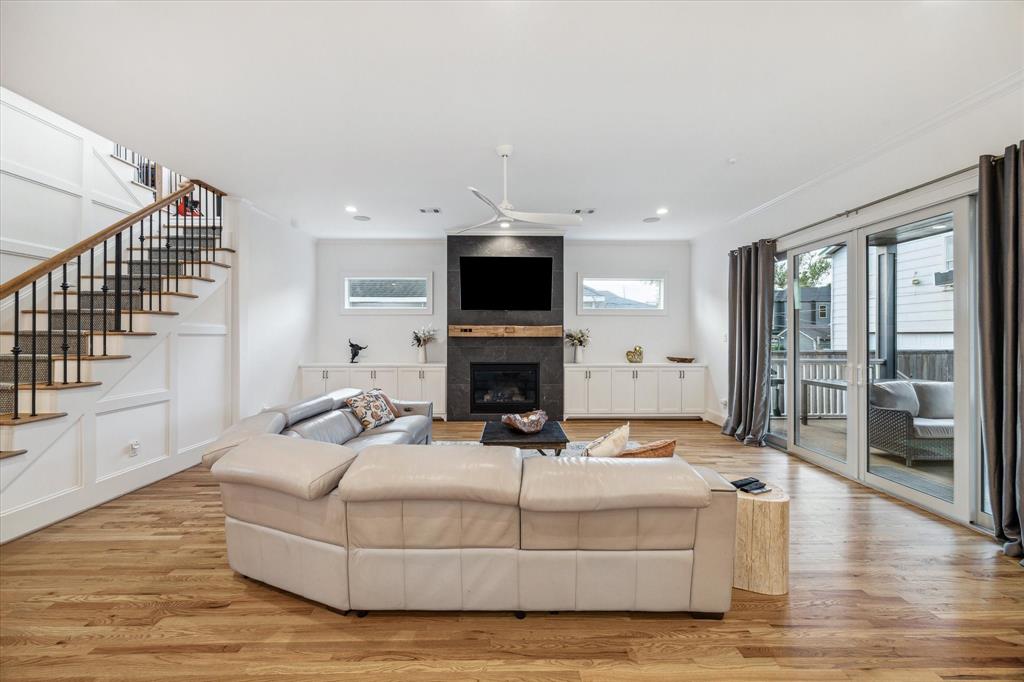 319 E 26th Street, Houston, Texas image 9