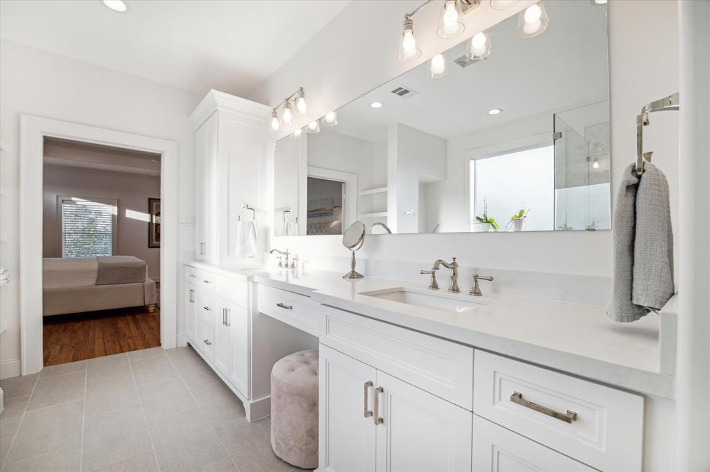 319 E 26th Street, Houston, Texas image 23