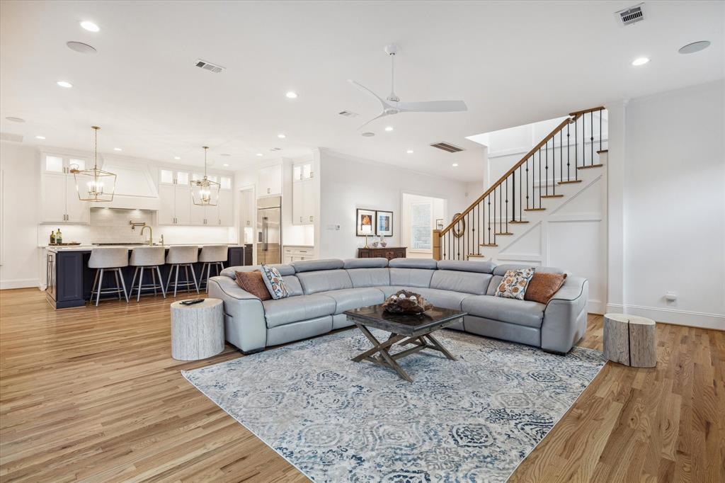 319 E 26th Street, Houston, Texas image 10
