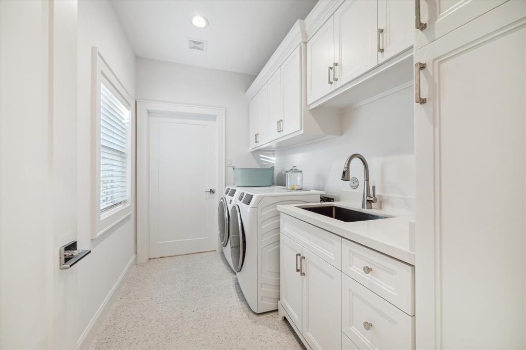 319 E 26th Street, Houston, Texas image 29