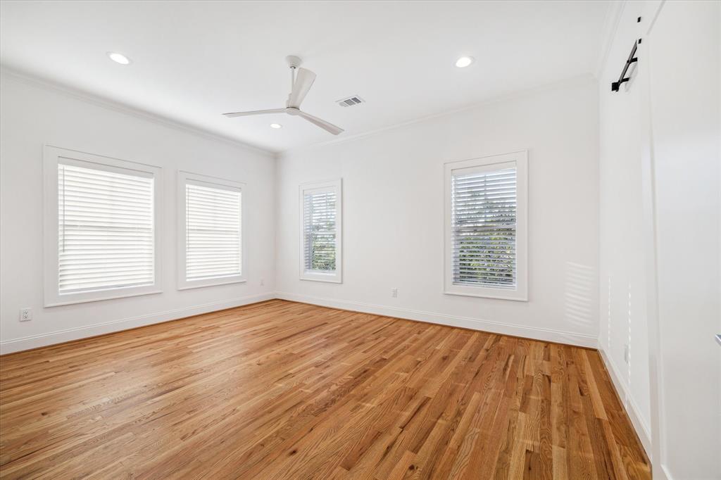 319 E 26th Street, Houston, Texas image 31