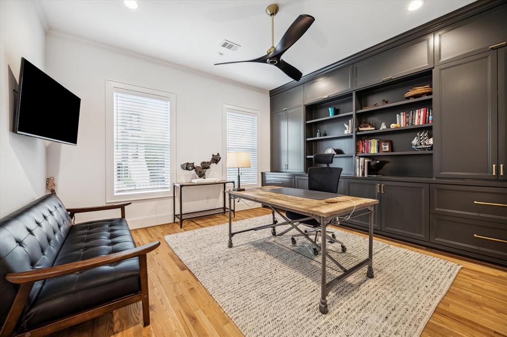 319 E 26th Street, Houston, Texas image 5