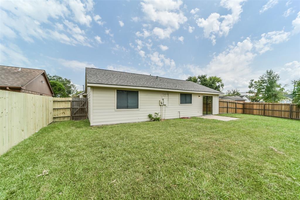 2066 Feather Ridge Drive, Missouri City, Texas image 28