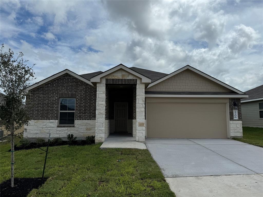 1706 Grimes Drive, Brenham, Texas image 1