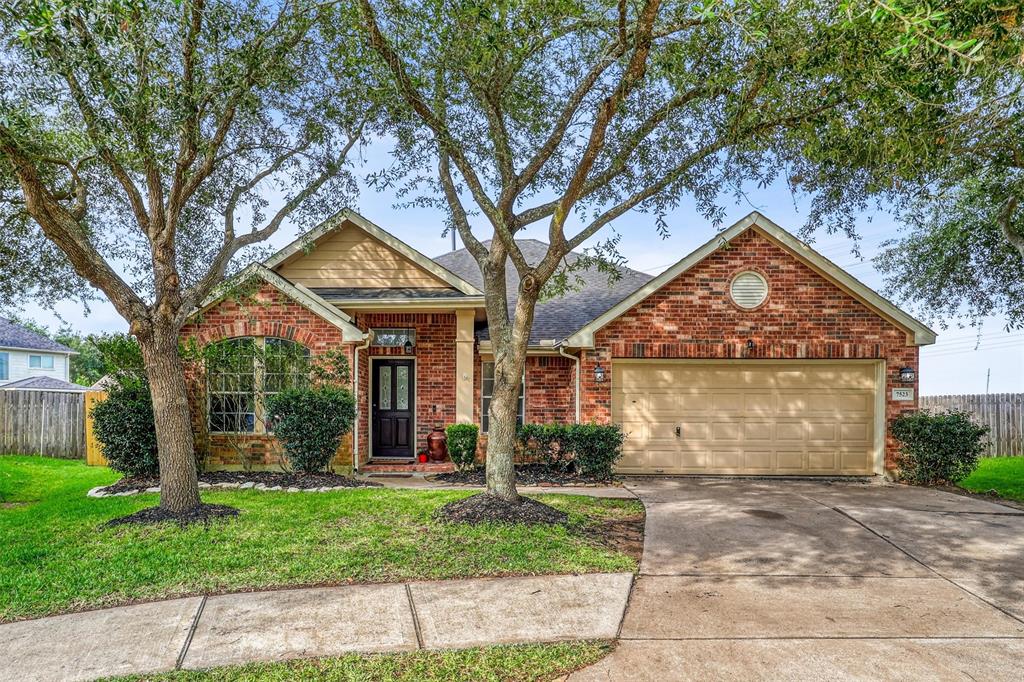 7523 Chathan Glen Lane