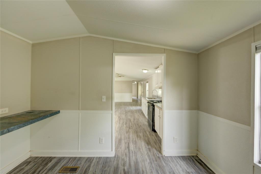 13265 Pecan Tree Drive, Willis, Texas image 16