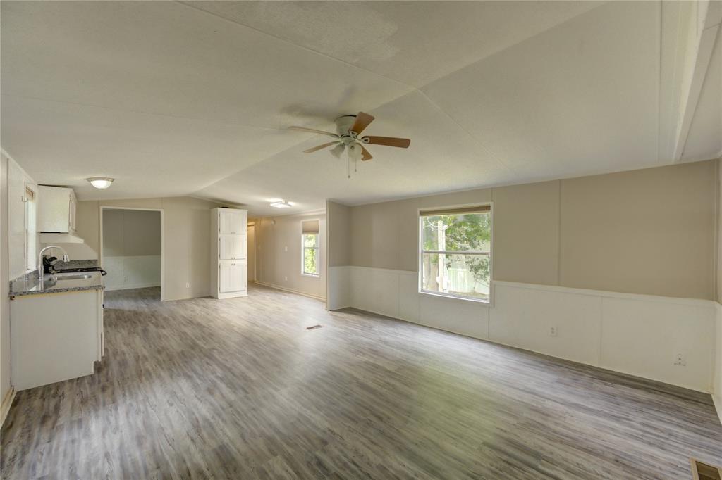 13265 Pecan Tree Drive, Willis, Texas image 8