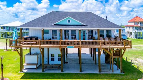 Photo of 768 Bolivar Dunes Boulevard, Gilchrist, TX 77617 (MLS # 18725761)