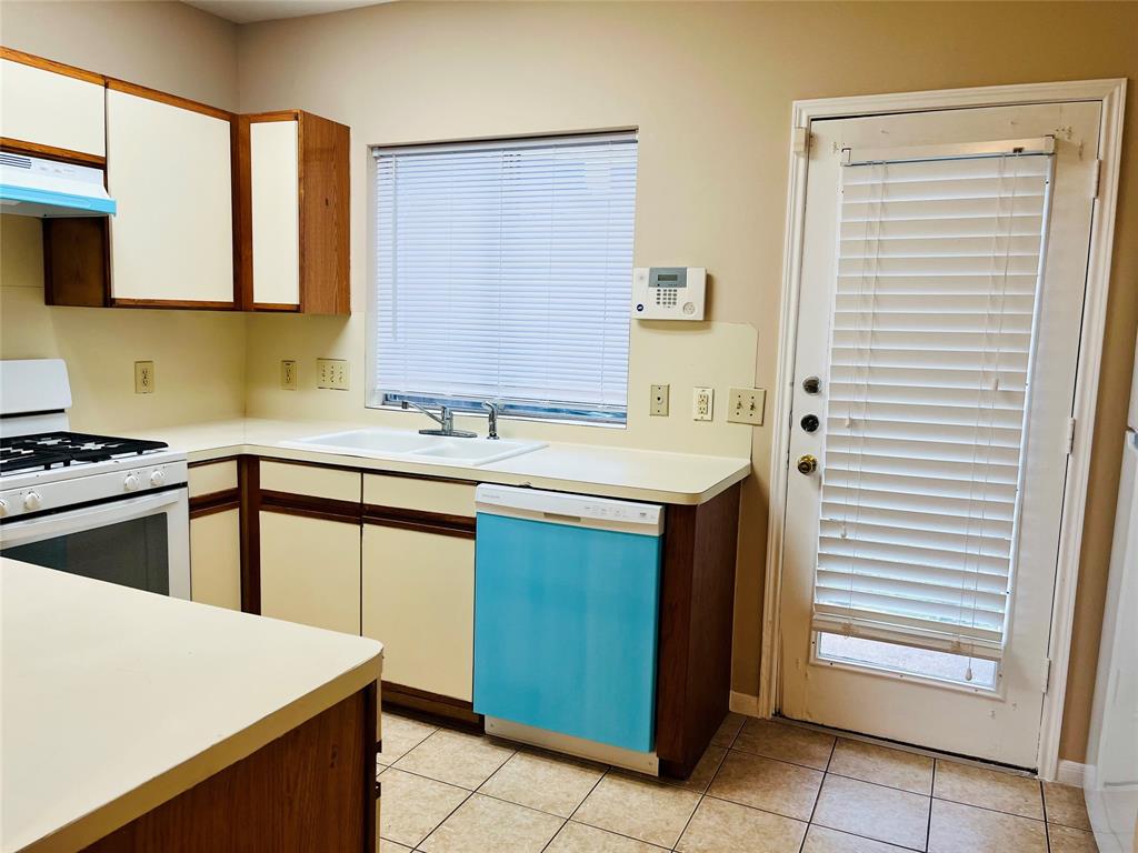 2910 Grants Lake Boulevard #1603, Sugar Land, Texas image 5