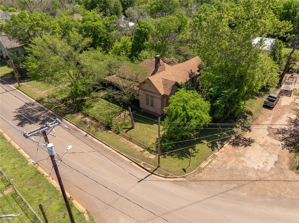 308 W Reagan Street, Palestine, Texas image 8