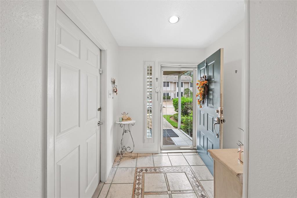 14911 Wunderlich Drive #1501, Houston, Texas image 2