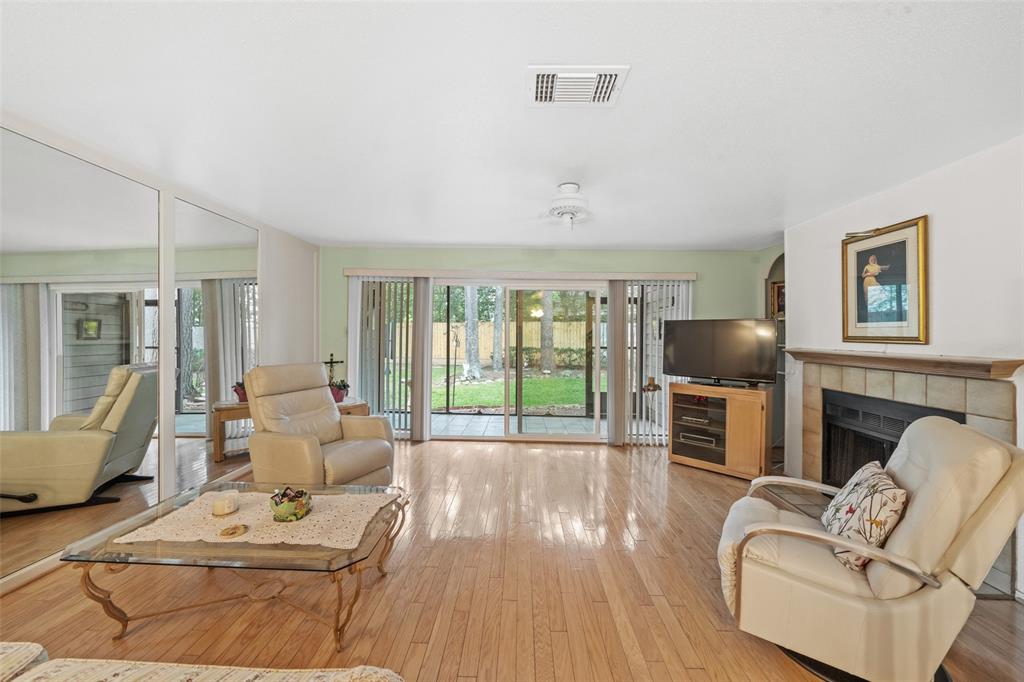 14911 Wunderlich Drive #1501, Houston, Texas image 3