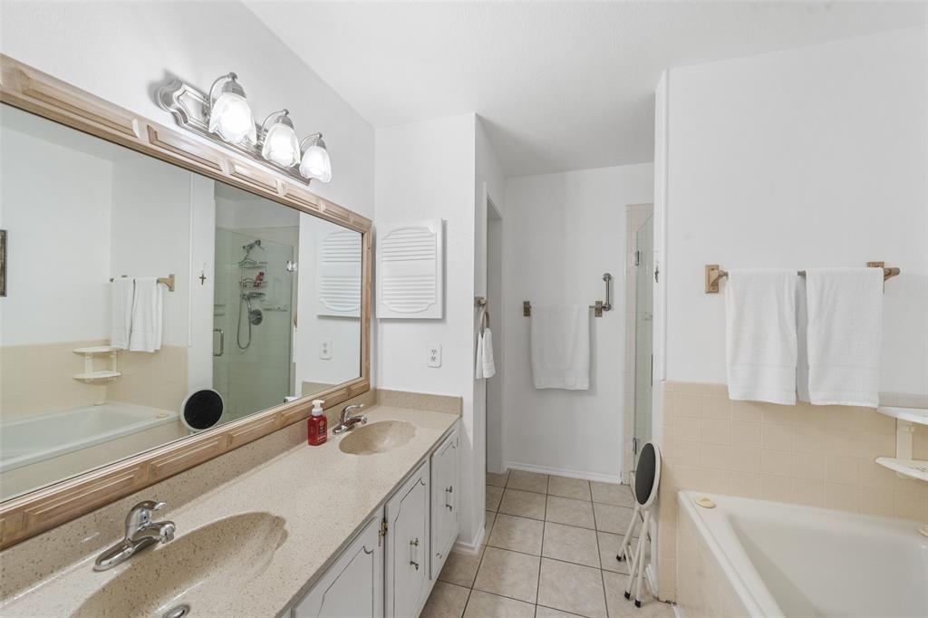 14911 Wunderlich Drive #1501, Houston, Texas image 17