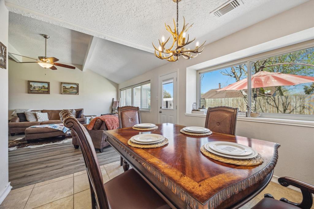 5426 Beaver Creek Drive, La Porte, Texas image 7