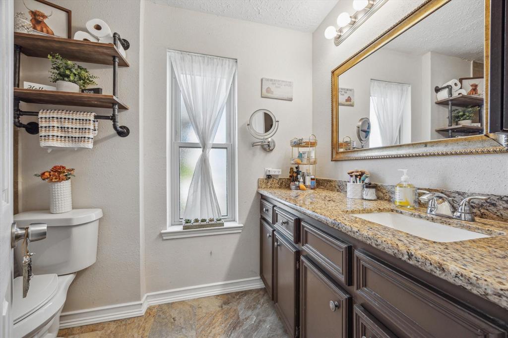 5426 Beaver Creek Drive, La Porte, Texas image 17