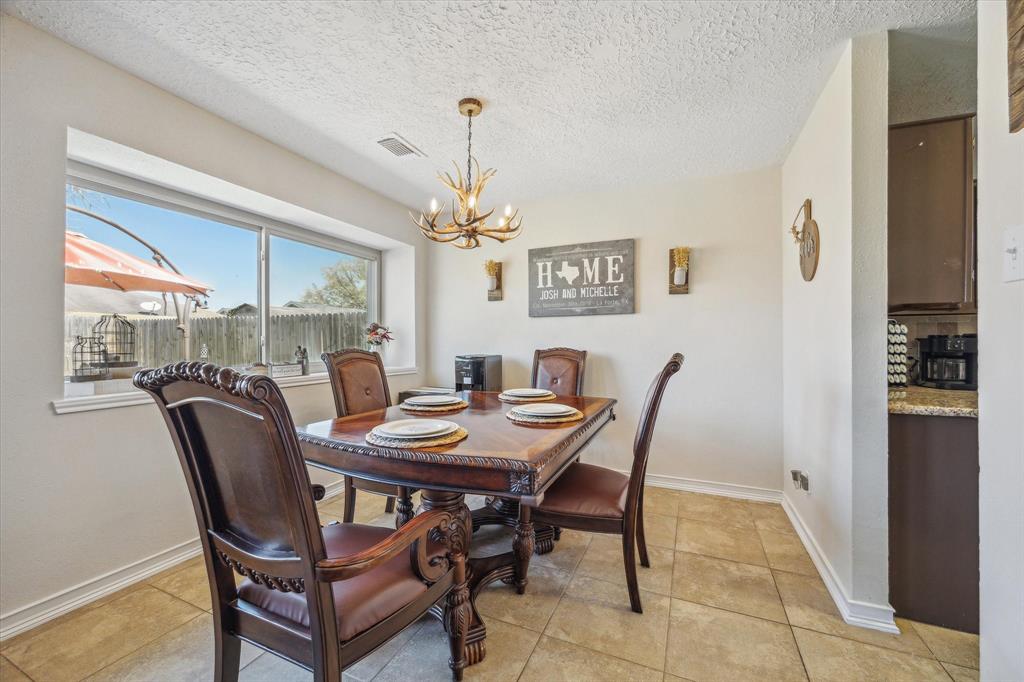 5426 Beaver Creek Drive, La Porte, Texas image 6