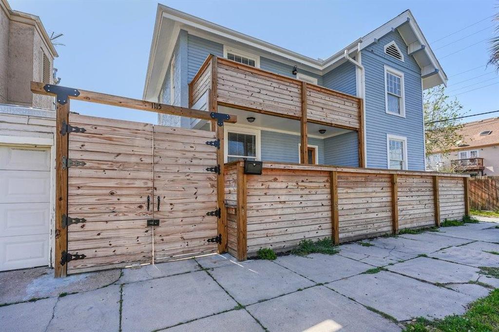 1115 22nd Street, Galveston, Texas image 4